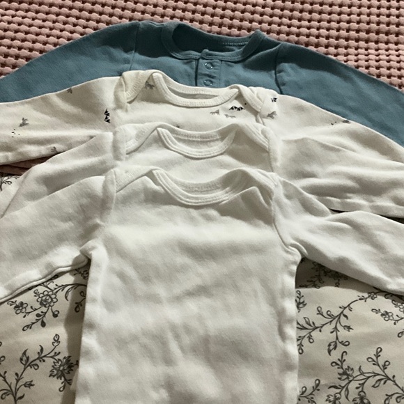 Other - Newborn Blue and White Baby 4 Onesies